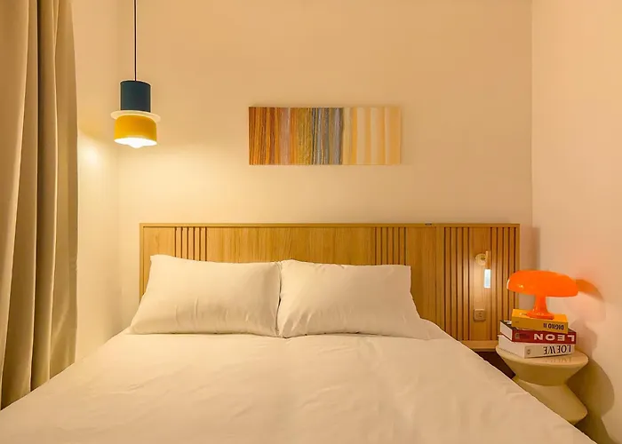 Hongdae,6 People, Hapjeong, 2-minute Walk From Mangwon Market, Yeonnam Cafe Street Appartement *