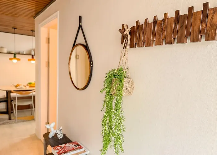 Hongdae,6 People, Hapjeong, 2-minute Walk From Mangwon Market, Yeonnam Cafe Street Appartement